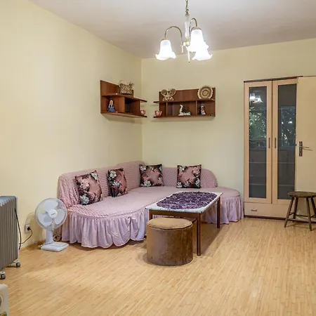 The Lindens 1 Bedroom Cozy Free Parking By Bulgarianhomes Daire *