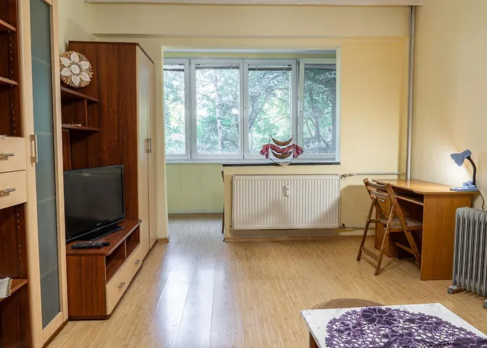 The Lindens 1 Bedroom Cozy Free Parking!!! *